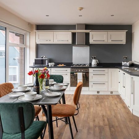 Number 3 Pier Road Apartment Whitby Bagian luar foto