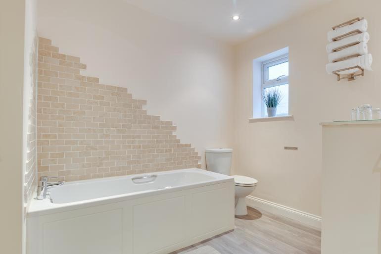 Number 3 Pier Road Apartment Whitby Bagian luar foto